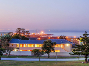 Lalapanzi Guest Lodge