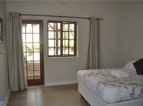 Cycad Lodge