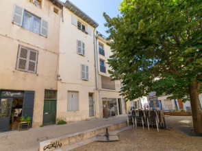 HYPERCENTRE 10 MIN DE LA GARE D'AVIGNON - Appartement charmant et lumineux