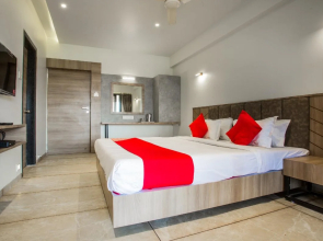 Hotel Gurukrupa Residency by OYO Rooms