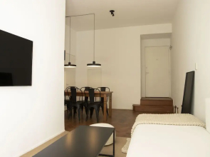 Modern ground floor with private patio