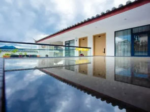 Yinian Huakai Xinian Homestay