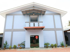 ZEN Rooms Near Pantai Tengah