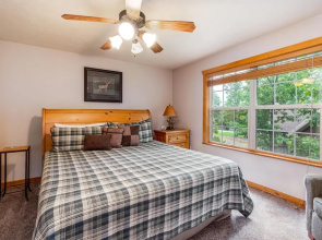Bear Cabin Getaway