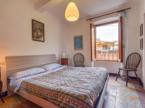 Amazing Apartment in Fezzano With Wifi and 2 Bedrooms