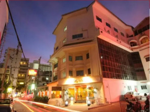 Eastiny Bella Vista Hotel & Residence