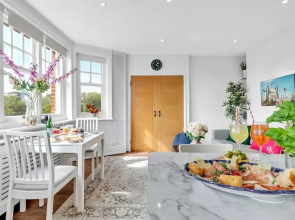 Slice of Brighton With Seaviews By My Getaways