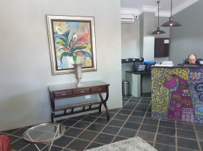 Izimbali Lodge