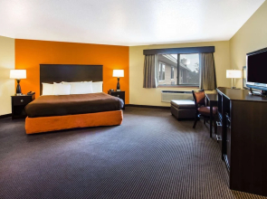 Americinn - Menomonie