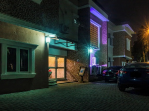 Charro Gates Hotel