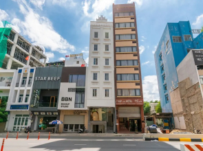 Chin Stays - Hotel and Apartment