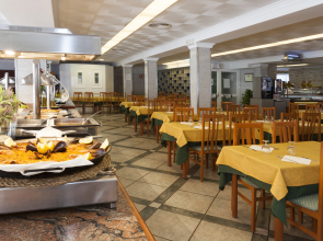 Hotel Riutort