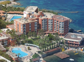 Cande Festival Hotel