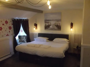 The Liverpool Arms Hotel