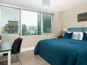 Gorgeous Oasis in the Heart of The Lanes Kingbed