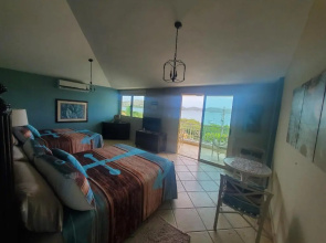 EliMar Bay View Studio