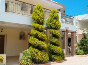 Bella Elena Apartments