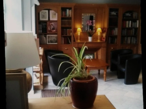 Residence Hotel Les Ducs De Chevreuse