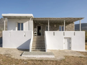 Myrsini Traditional Hillside Cottage