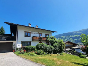 Spacious House In Fugen With Terrace