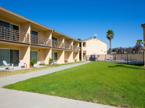 Aloha Inn