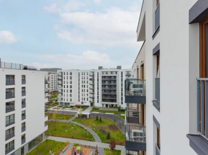 Warsaw Apartment Postępu by Renters