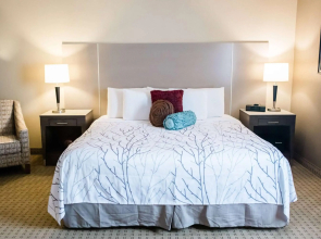 Eastland Suites Hotel & Conference Ctr, Trademark by Wyndham