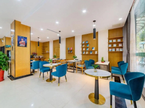 Xi'an S Hotel (Dongfang High-speed Railway Station Branch)