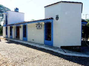 Hostal Casona Nogueras