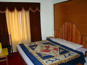 Hotel Santi