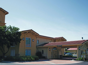 La Quinta Inn by Wyndham Kansas City Lenexa