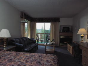 Pyramid Lake Lodge