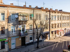 Duplex of two bedrooms on Kulisha Street