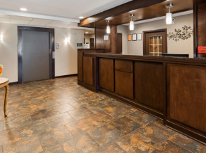 Best Western Crown Inn & Suites