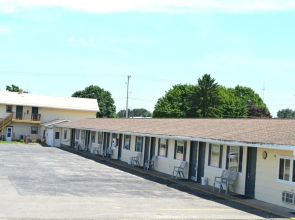 Midway Motel