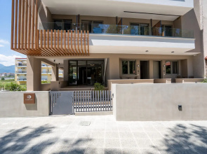 Funtuki Seaside Apartments