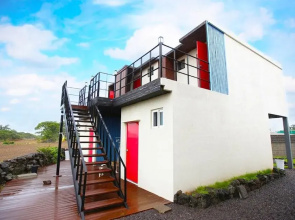 Jeju Ian House Guest House
