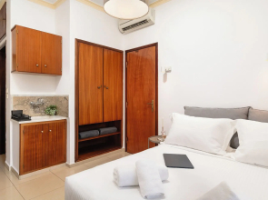 Thelesi Apartments