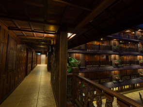 True Siam Rangnam Hotel
