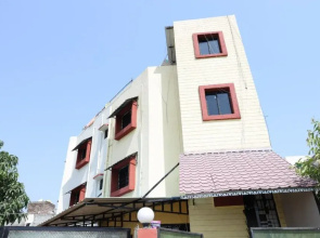 Prithvi Inn by OYO Rooms