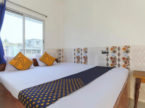SPOT ON 70512 Hotel Tarutat