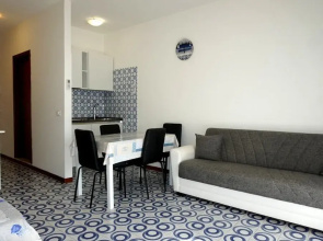 Beautiful Studio in Residence With Swimming Pool by Beahost Rentals