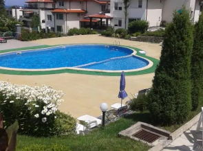 Caprice Apartment in Kiten