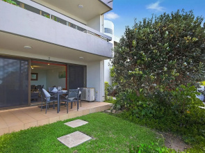 Unit 2, Biriny Lodge, 1686-1689 David Low Way Coolum Beach