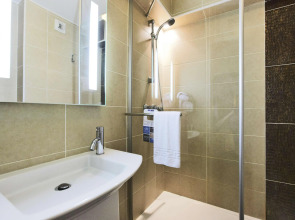 Kyriad Montpellier Centre - Antigone