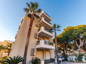 Amazing Canvas by the Sea Wifi Free Parking