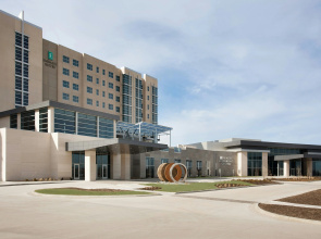 Embassy Suites by Hilton Kansas City Olathe
