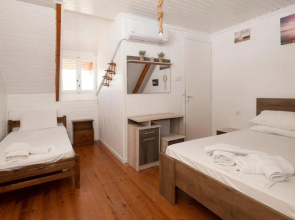 Giorgos House Attic