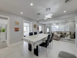 3 Mi to Beach: Home w/ Outdoor Space in Hollywood