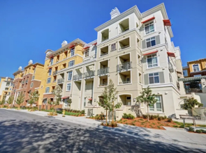 Global Luxury Suites Baypointe Station